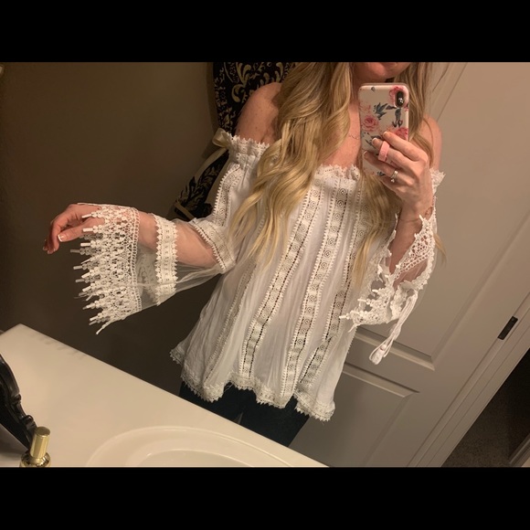 Off the shoulder crochet top - Picture 4 of 5